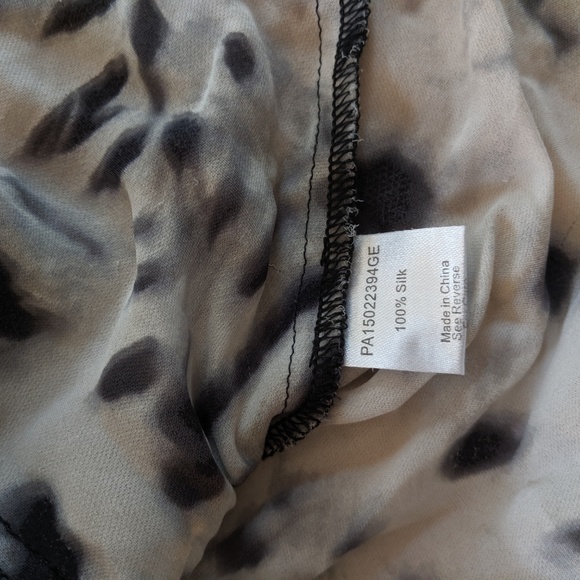 Parker High Neck Sleeveless Top - Picture 2 of 8